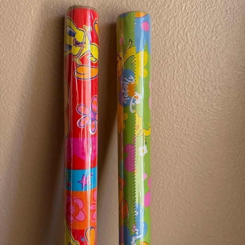 Vintage 1999/2000 Hallmark NIP Tweety Bird wrapping paper tubes set of 2